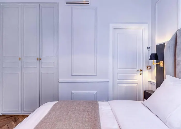 New Luxury Flat - Central Area
